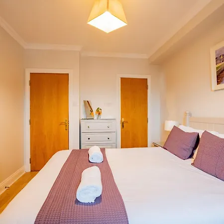 Dockland - Penthouse Apartment *