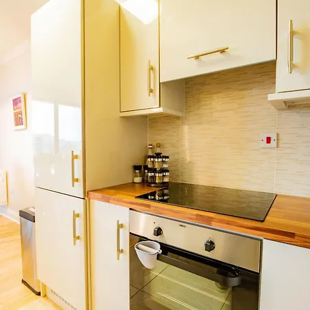 Dockland - Penthouse Apartment Galway